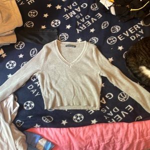 brandy melville grey long sleeve crop top